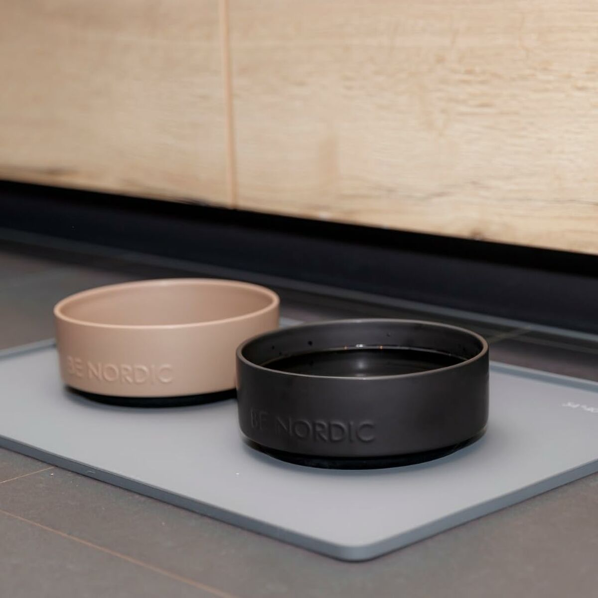 V8HB21410BF586E0B1A8E47A1FD703A3BEER5366744P2