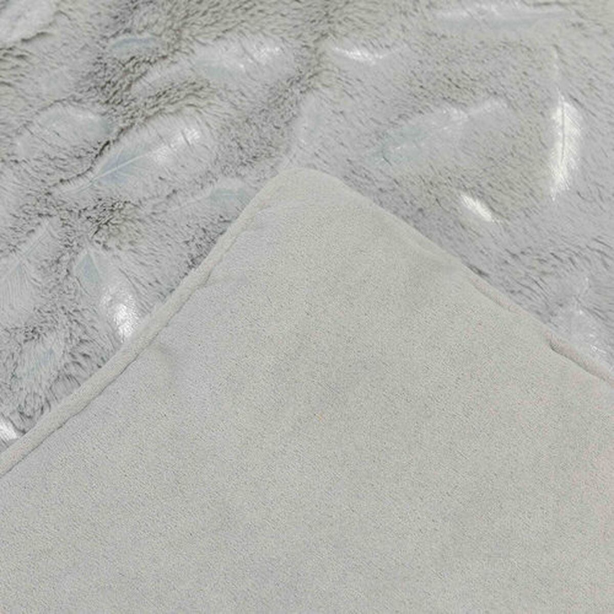 V7H3C8B559235CBD180BC2CB48082396332R7444779P6