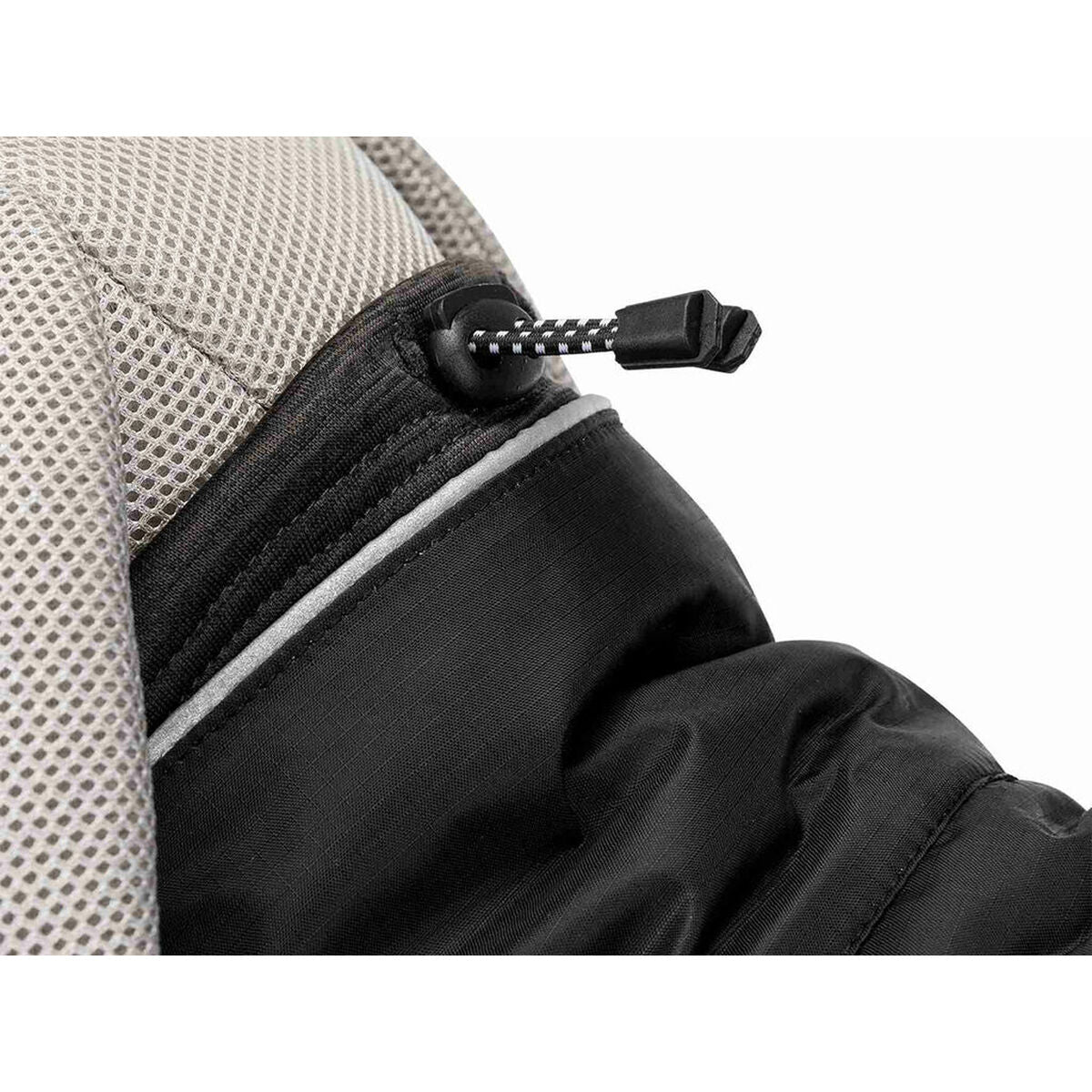 V6H22C3DBFCE0B009A477B3E12444D1C4C5R7440715P4