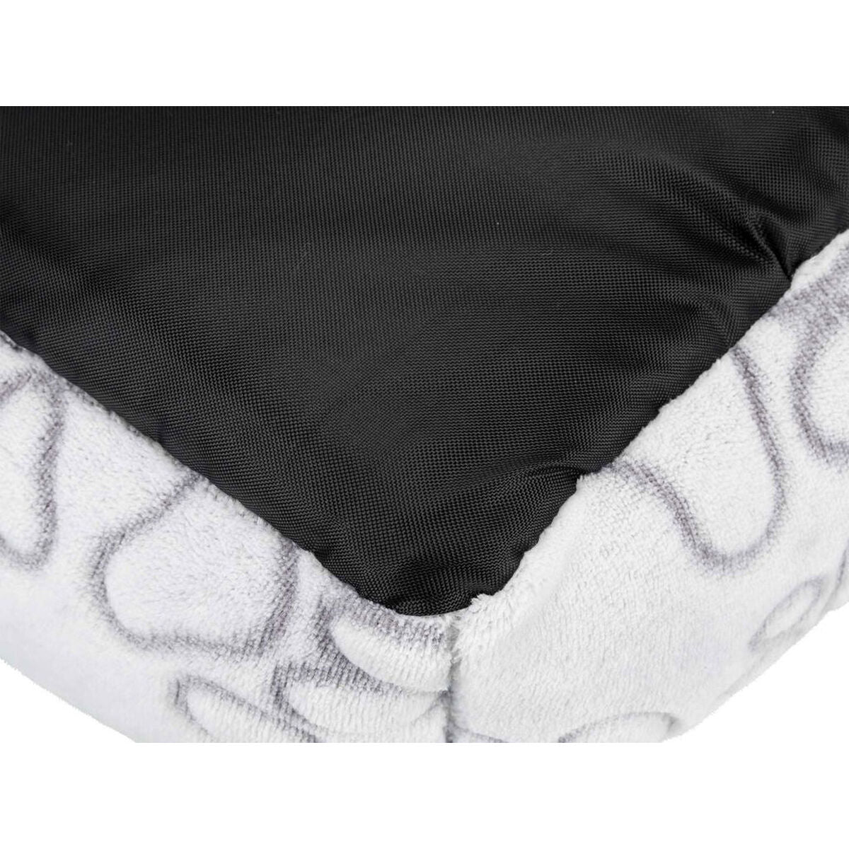 V6H66669634E65C9CB80459535667A56131R7443801P3